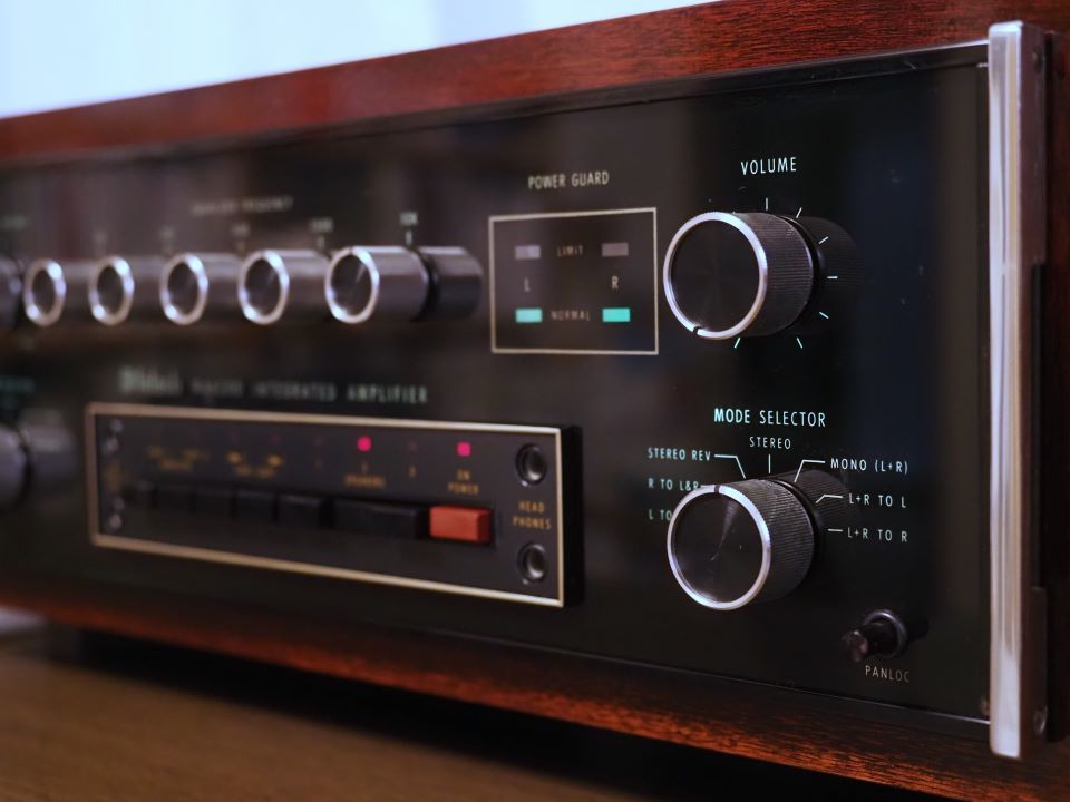 McIntosh MA6200 | 六弦音曲覗機関（ろくげんおんぎょくのぞきのからくり）