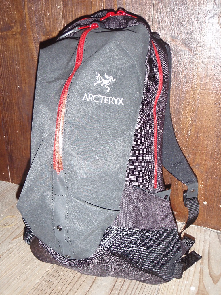 最後のチャンス！限定3個の奇跡の入荷！ アークテリクス日本国内