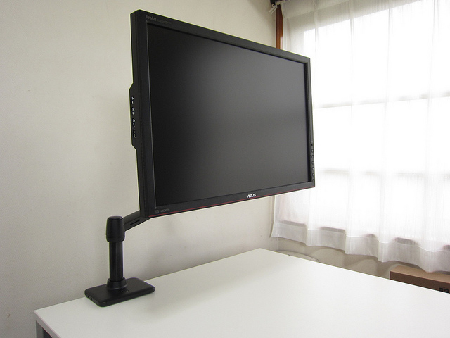 HP シングルモニターアーム』 レビュー ～Ergotron製の高性能アーム