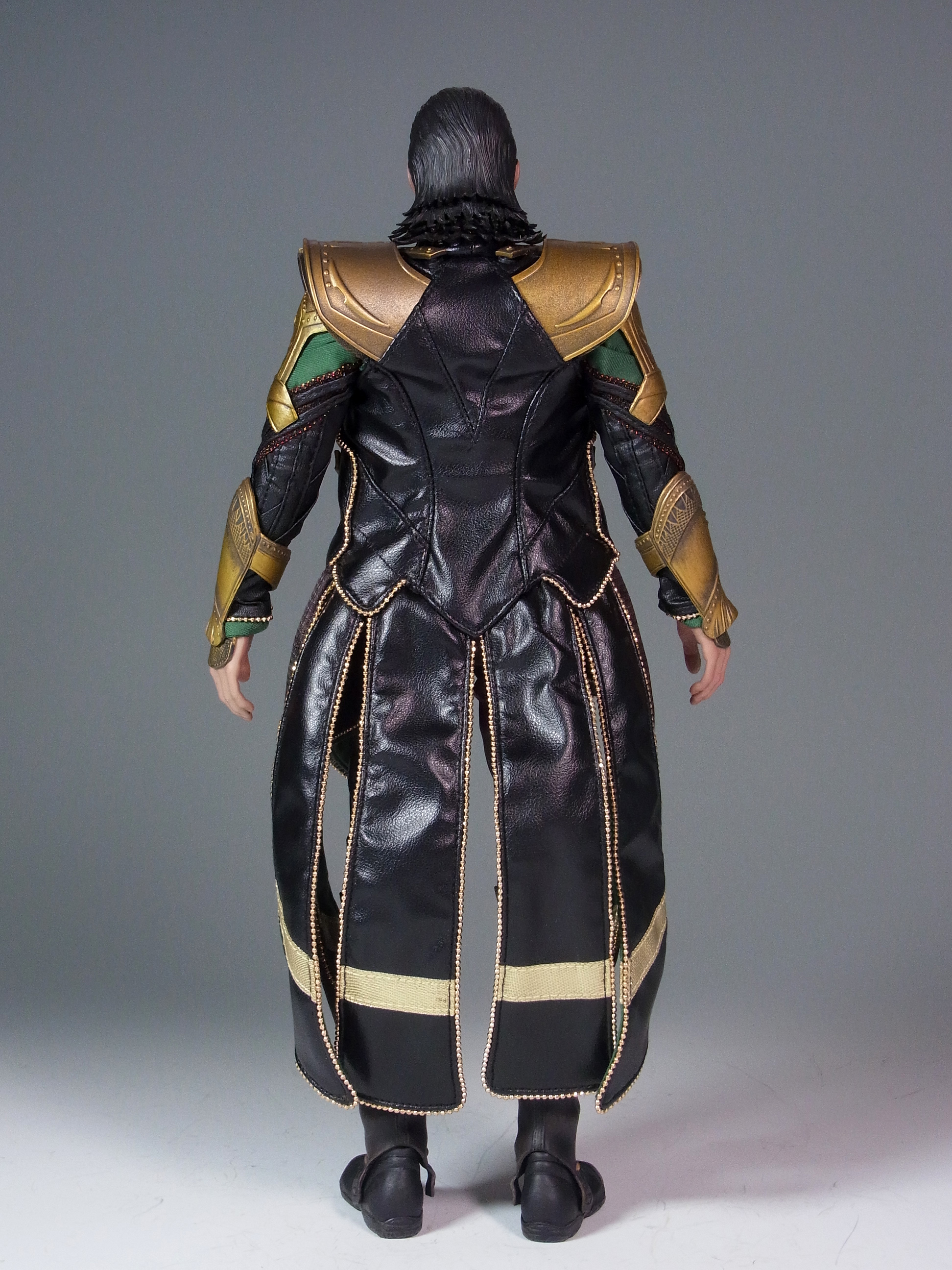 ホットトイズ アベンジャーズ ロキ レビュー | ヒーローフィギュアを