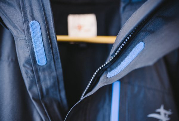 ディメンションDSジャケット】Foxfireの防寒着は釣り人のことを考えて