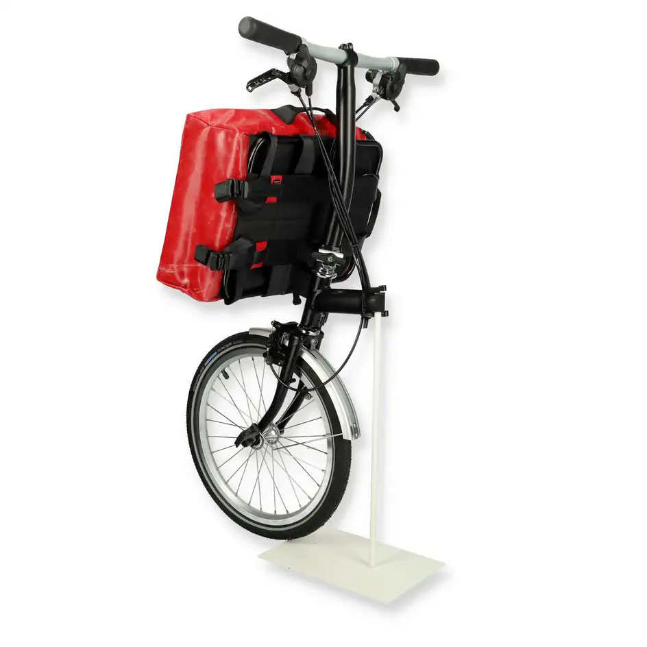 FREITAGからブロンプトン対応の「背負えるフロントバッグ」F748