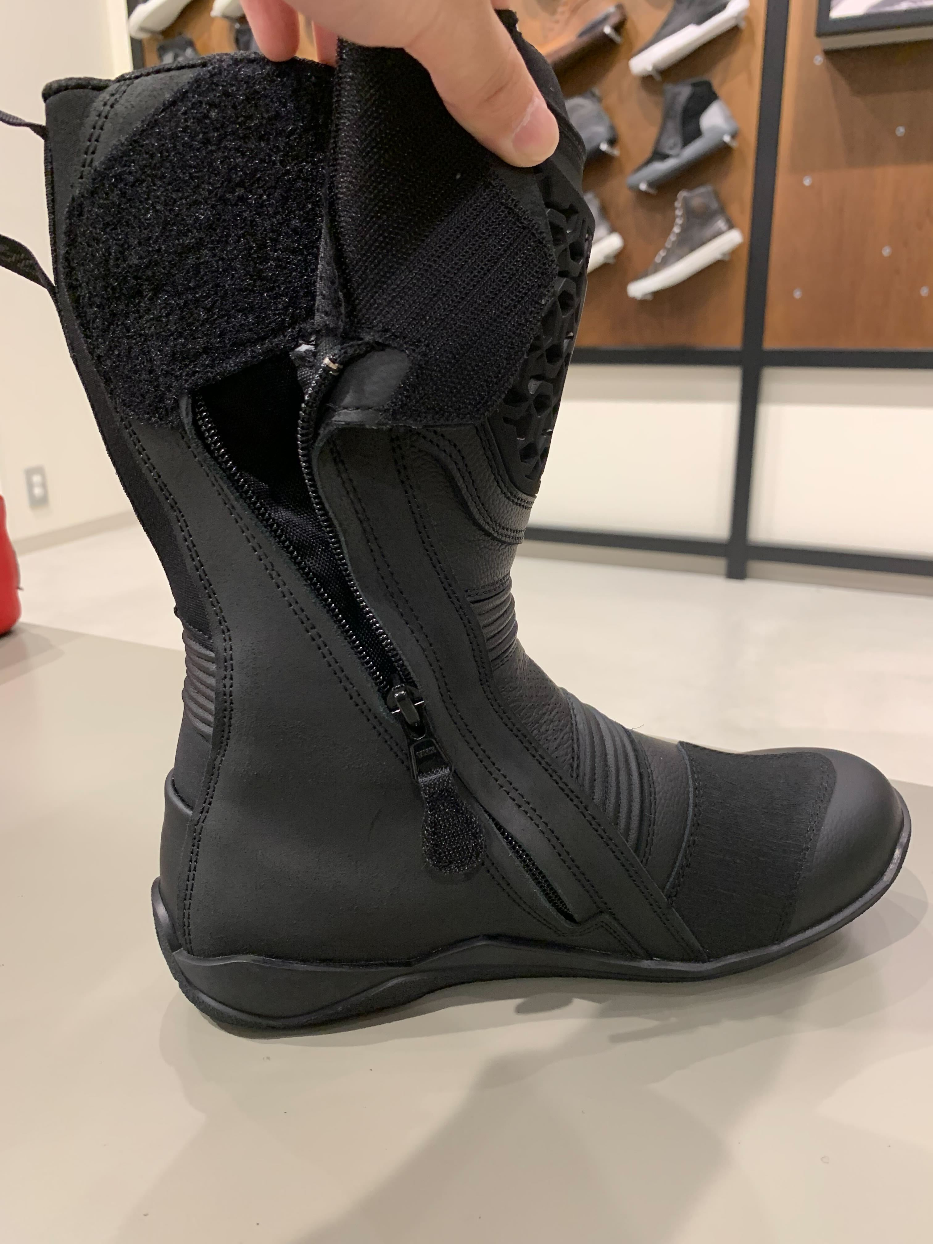 新作のGORE-TEXブーツをご紹介