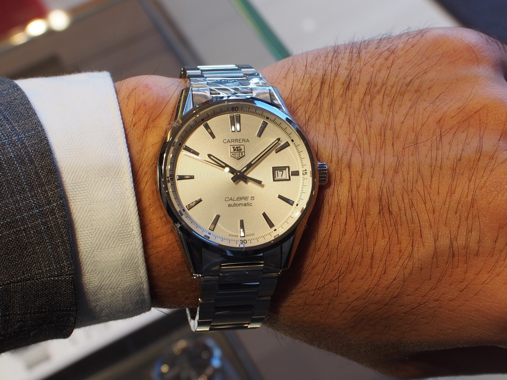 タグ・ホイヤー 「人気モデル再入荷情報 (カレラ・アクアレーサー