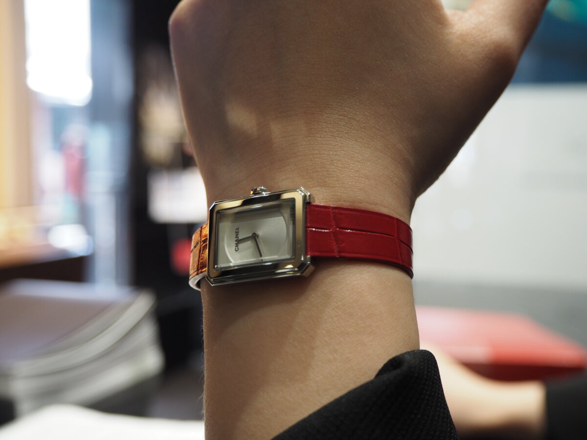 ベルトを変えて楽しめる時計「シャネル ボーイフレンド」 ｜ oomiya