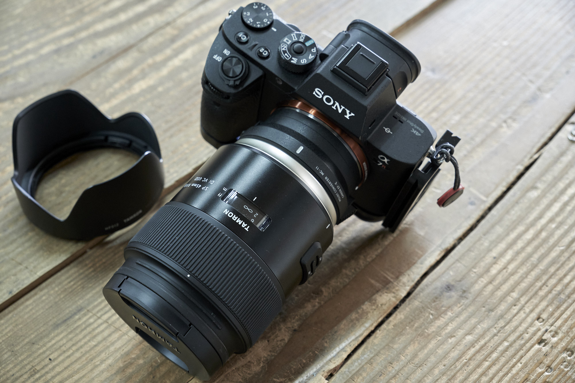 A7Rii + SIGMA MC-11 + TAMRON SP 45mm F/1.8 Di VC USD (Model F013