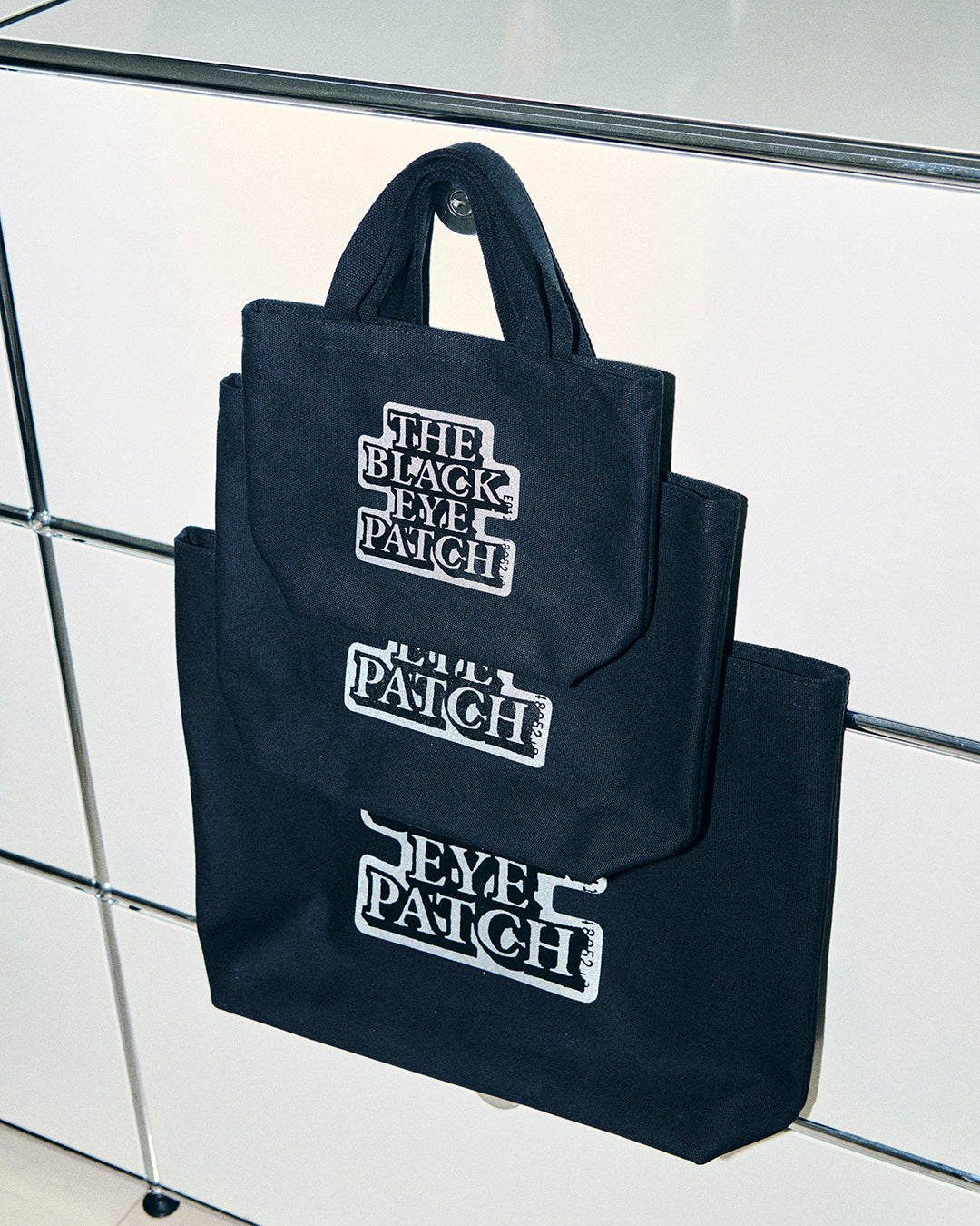 REFLECTIVE OG LABEL LARGE TOTE – BlackEyePatch