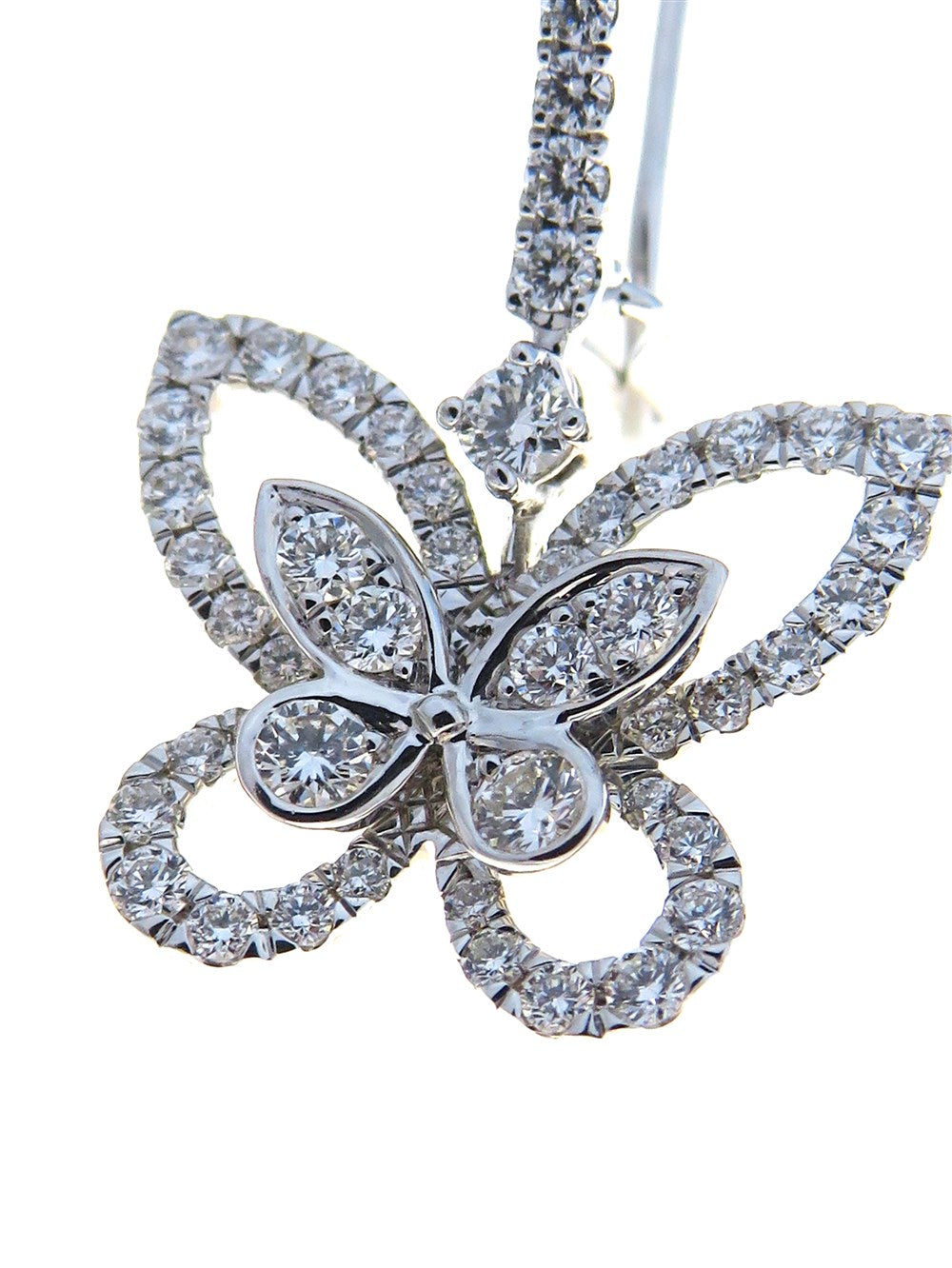 バタフライシルエット ダイヤモンド ドロップ ピアス