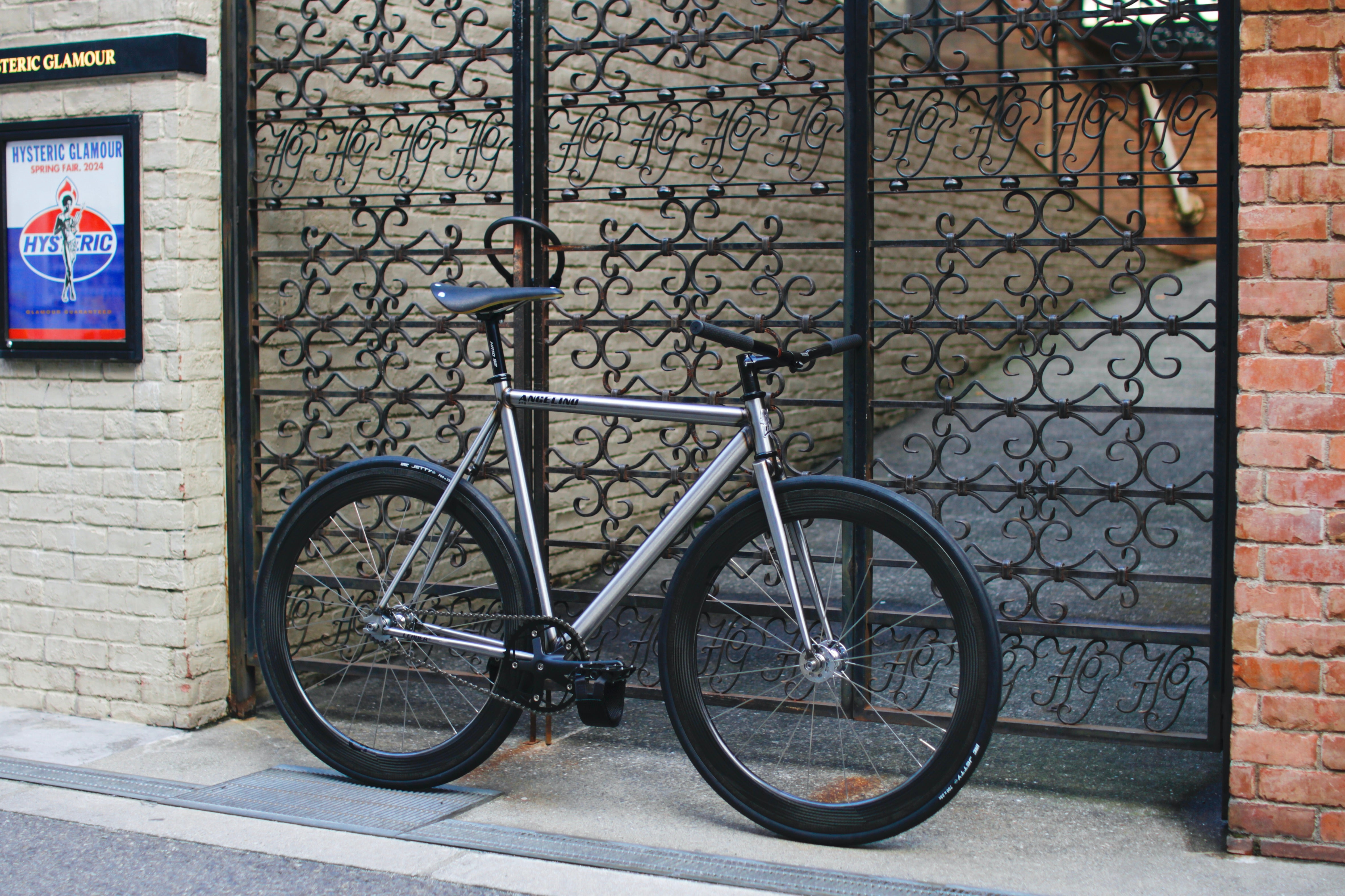 MG_2937.jpg?v=1709808994&width