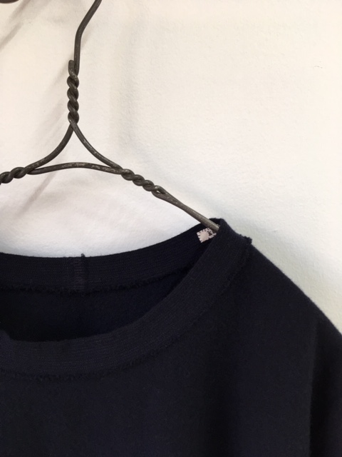 kaval/crew neck over tee 