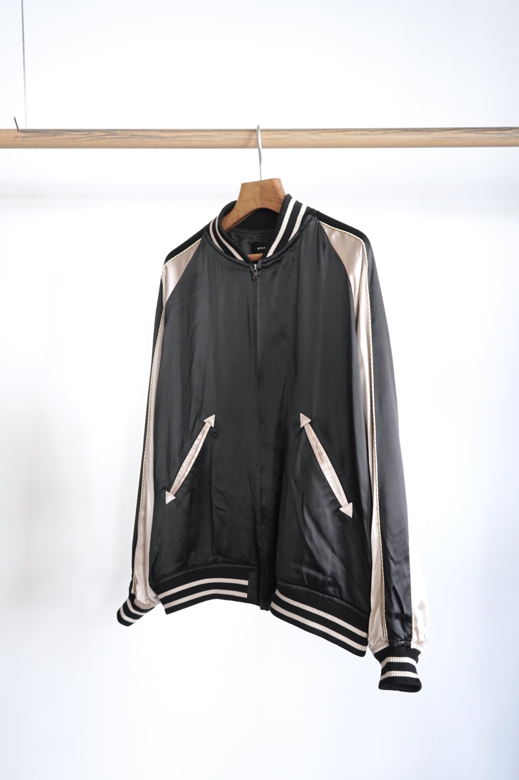 alvana」(アルヴァナ)Silk 60s Jumper