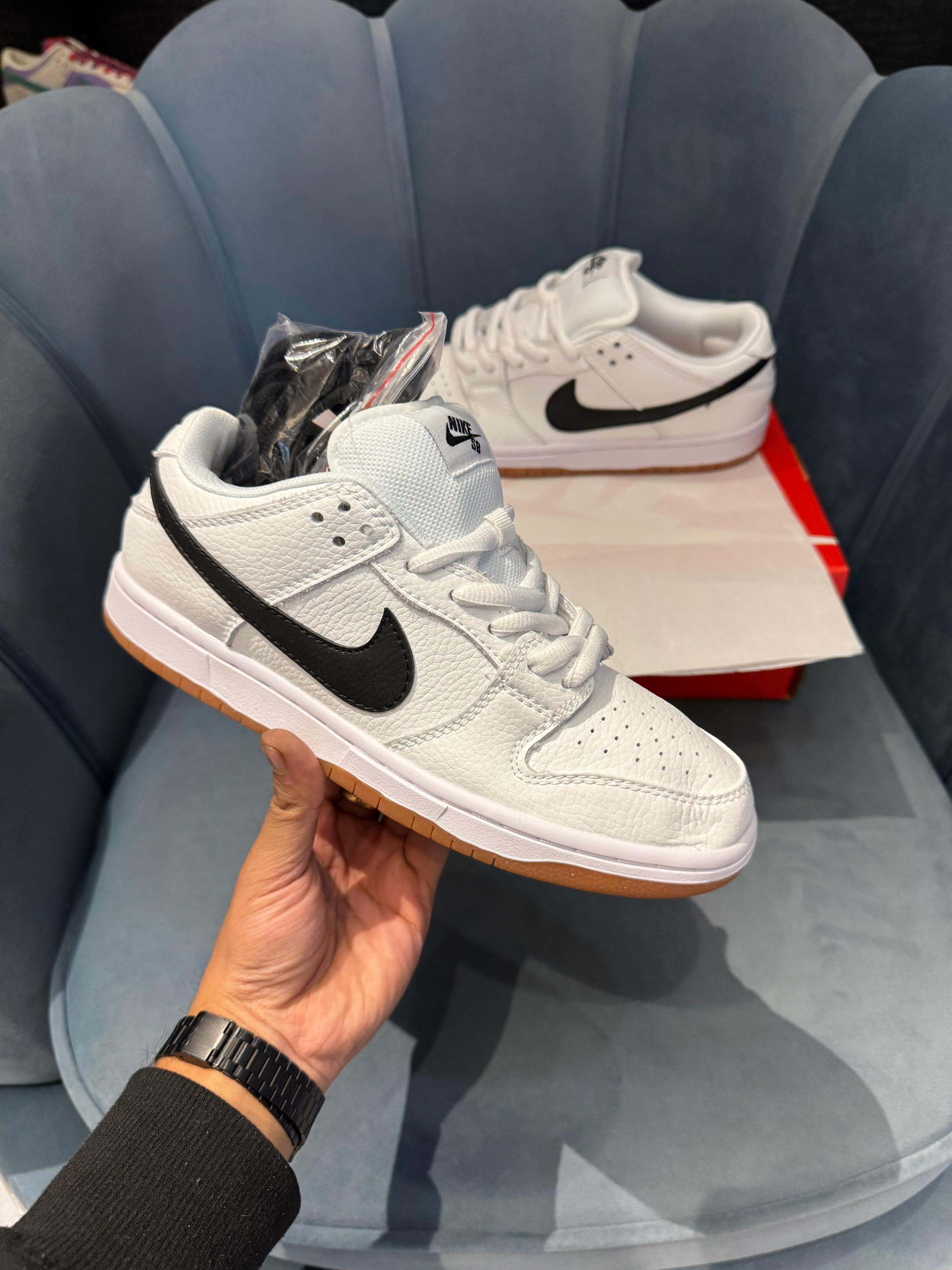 NIKE SB DUNK LOW WHITE GUM – Brandadox