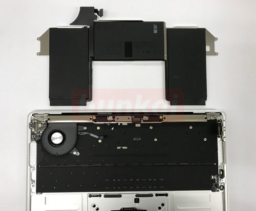 M*a様 【バッテリー交換必須】Macbook Air 2018 256GB Amazon.co.jp