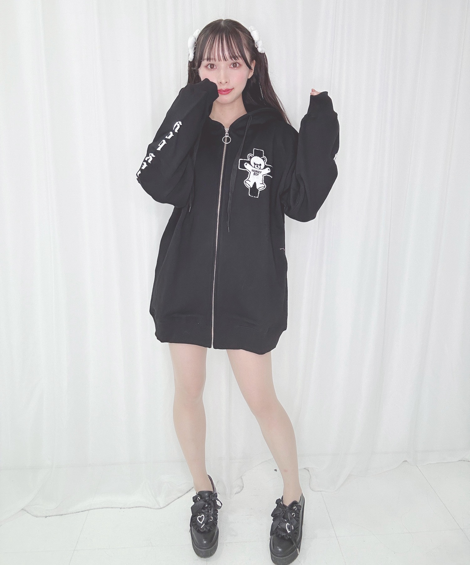 サガラクロスシナモンジップパーカー – BUNNY APARTMENT