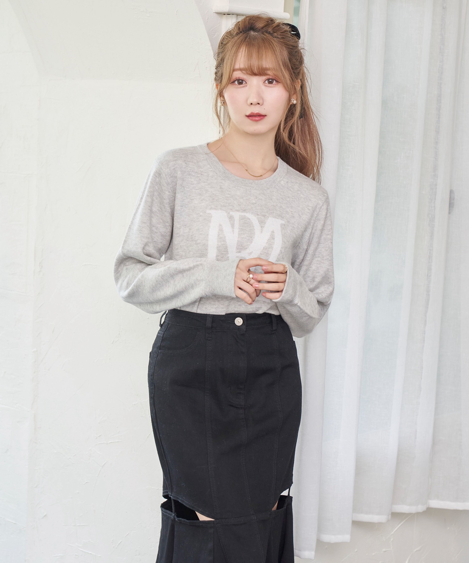 embroidery denim skirt【black】 – BUNNY APARTMENT