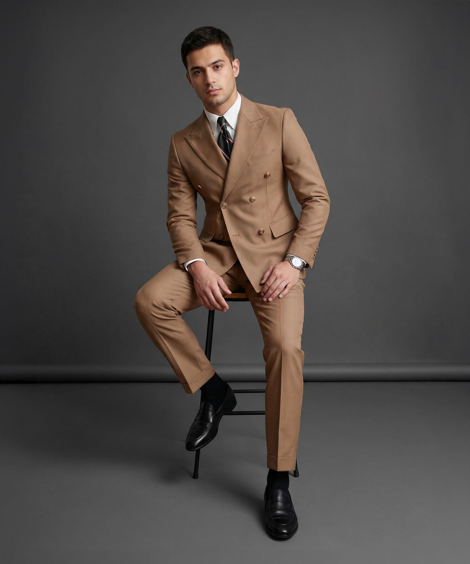 ドラマ着用】スリムフィット ダブルブレスト ワイドカラー ピークド