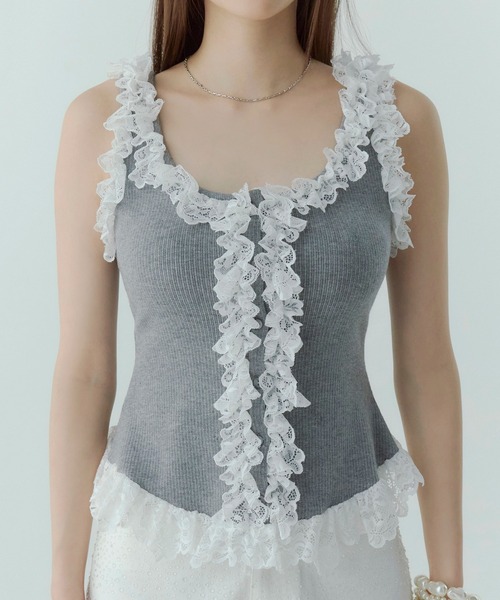 EIMY ISTOIRE（エイミーイストワール）の「レースドッキングカット