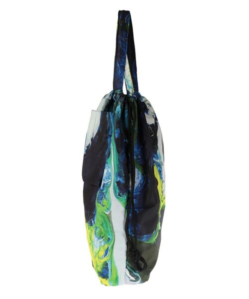 UN3D.（アンスリード）の「リボーンドローストリングバッグ（トート