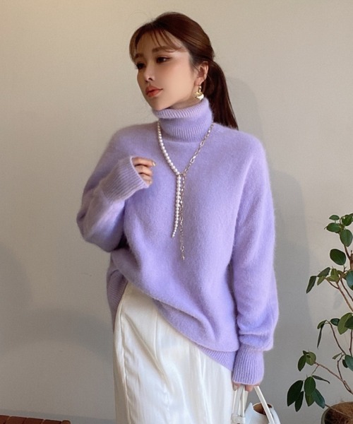 アンゴラタートルニットプルオーバーを使った人気ファッション