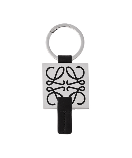 LOEWE（ロエベ）の「ANAGRAM PLAQUE/STRAP KEYRING（キーホルダー