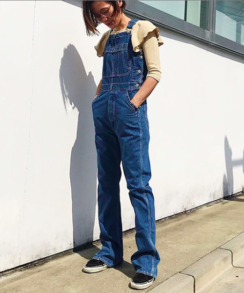 HOLIDAY（ホリデイ）の「SLIM FLARE DENIM OVER-ALL スリムフレア