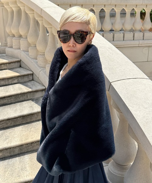 JENNE（ジェンヌ）の「リッチボリュームファーケープ（その他アウター