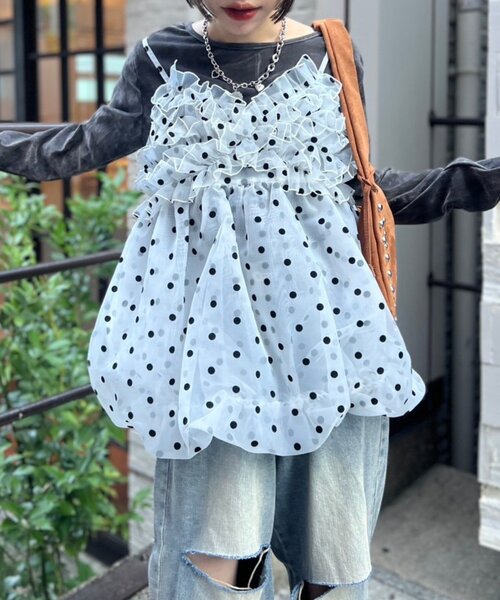 w closet（ダブルクローゼット）の「シアーバルーンキャミ