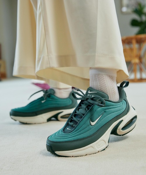 NIKE（ナイキ）の「ナイキ エア マックス ポータル ウィメンズシューズ