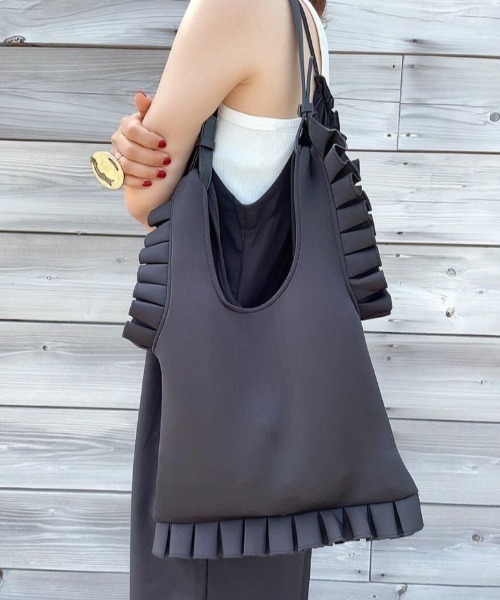 ZOZO限定カラー】フリルデザイン2wayバッグ(comochi select) / ポンチ