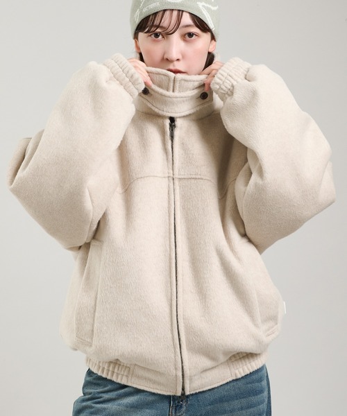 Perushu（ペルーシュ）の「ウール混シャギースタンドネックフライト