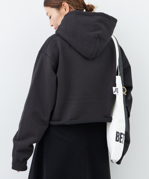 Deuxieme Classe（ドゥーズィエムクラス）の「BTN Short Hoodie