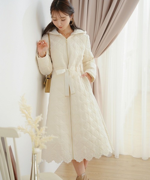 セール】スカラップ刺繍 キルティング ロング丈 コート le reve