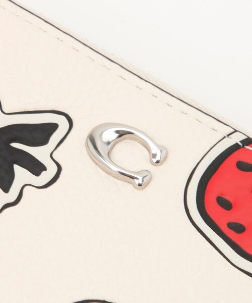 COACH（コーチ）の「スモール ジップ アラウンド カード ケース