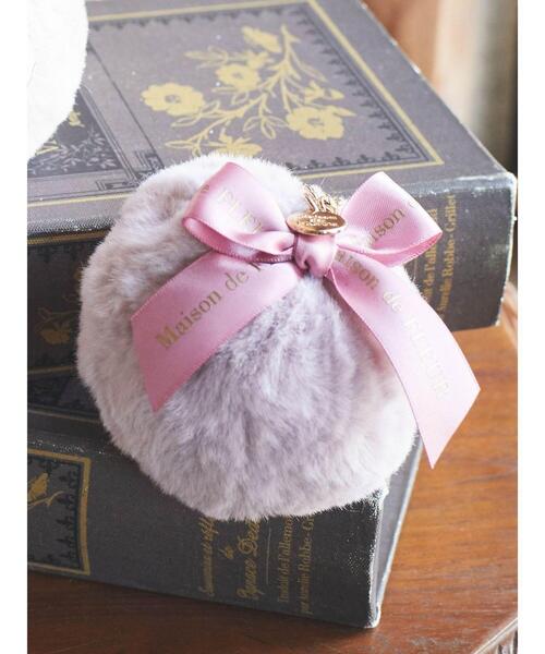 Maison de FLEUR（メゾンドフルール）の「リボンファーチャーム