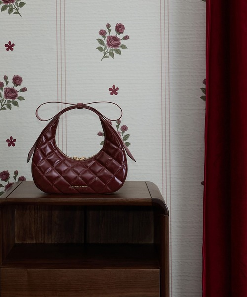 Janie ジェイニー キルトボウハンドル クレセントバッグ（ショルダー