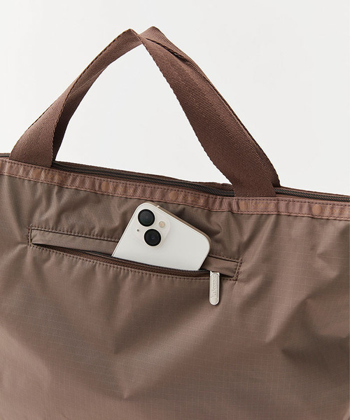 LeSportsac（レスポートサック）の「DELUXE ZIPTOP TOTE ダーク