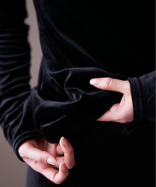 ENOF（イナフ）の「velour top（その他トップス）」 - WEAR