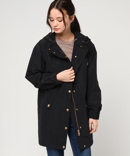 BLUE LABEL CRESTBRIDGE（ブルーレーベルクレストブリッジ）の