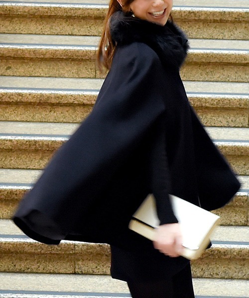 セール】ウール100% ｜ リアルフォックスファー付きケープコート