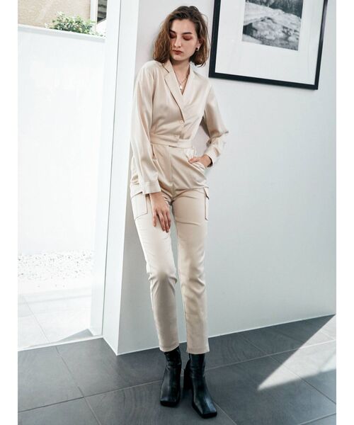 EVRIS（エヴリス）の「SATIN TAILOR ジャンプスーツ（つなぎ