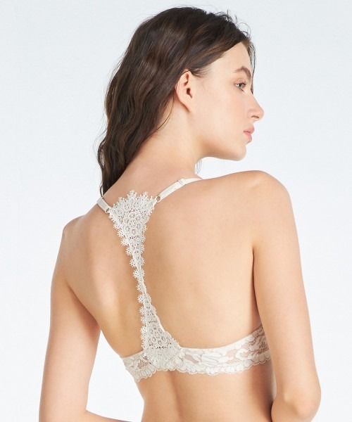 ANNEBRA（アンブラ）の「Playful バックデザインフロントホック