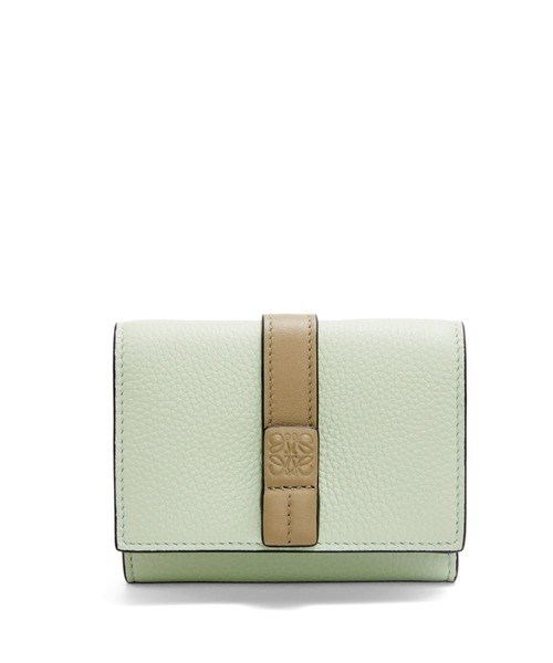 LOEWE（ロエベ）の「トライフォールド ウォレット (ソフトグレイン