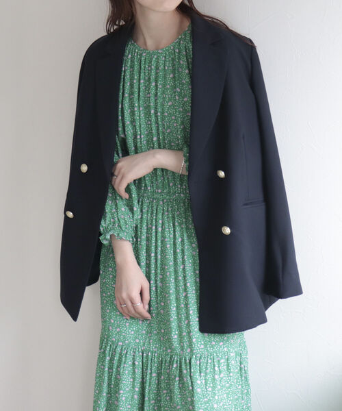 fredy emue（フレディエミュ）の「レーヨンフラワープリントワンピース