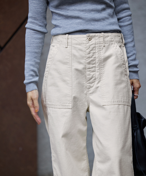 FRAMeWORK（フレームワーク）の「ムラバックサテンベイカーパンツ