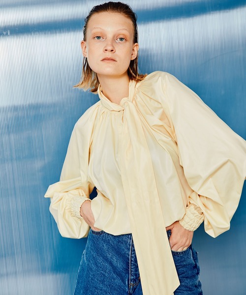 MAISON SPECIAL（メゾンスペシャル）の「2way Gather Volume Sleeve