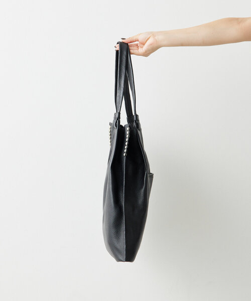 ear PAPILLONNER（イアパピヨネ）の「《A4サイズ対応/本革/ロング