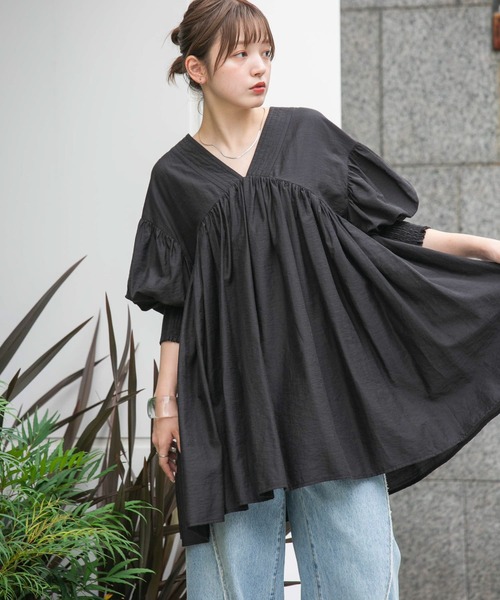 KBF（ケイビーエフ）の「ボリュームギャザーミニワンピース