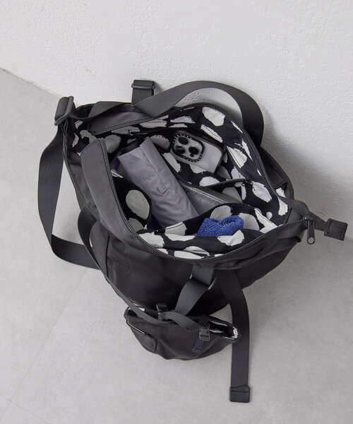 ear PAPILLONNER（イアパピヨネ）の「ouchi企画 アジャスタートート S