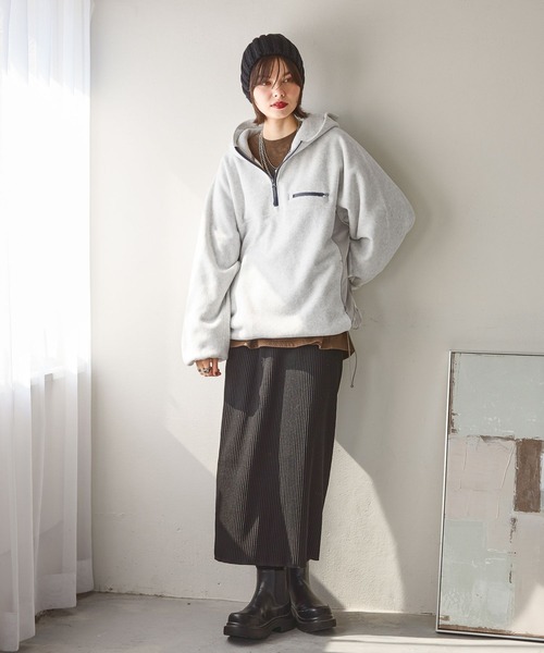 niko and（ニコアンド）の「ソフトフリース切り替えZIPパーカー