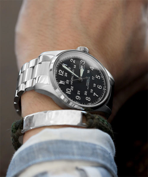 NANO universe（ナノユニバース）の「HAMILTON(ハミルトン)/ カーキ